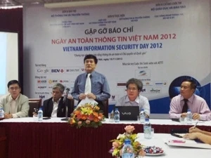 “2012年越南信息安全日"公布会